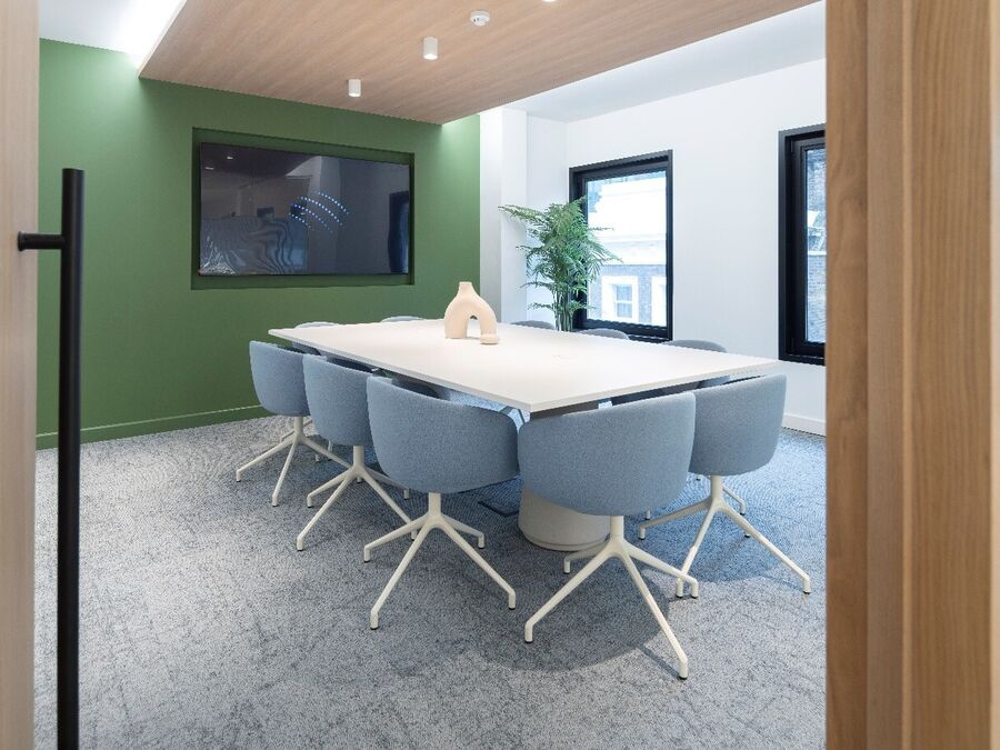 35 Chiswell Street photo